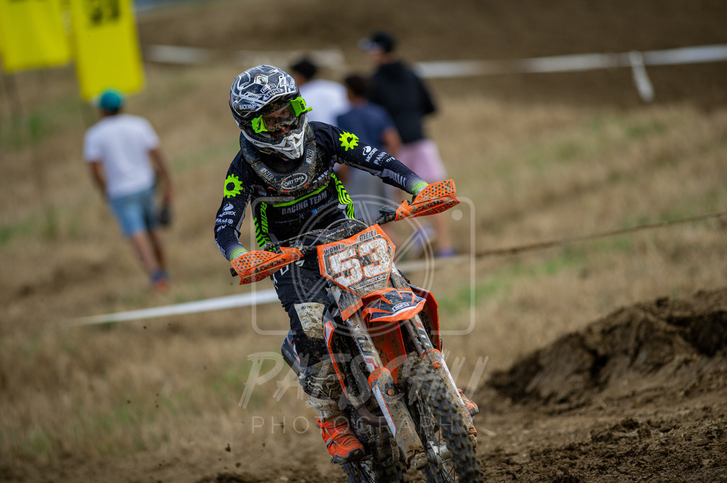 Lady (137) | Paeschuphoto Shop - Wer nicht sucht der auch nicht findet.Ob Motocrossbilder oder von einem besuchtem Spiel, Hauptsache Action. - Realisiert mit Pictrs.com