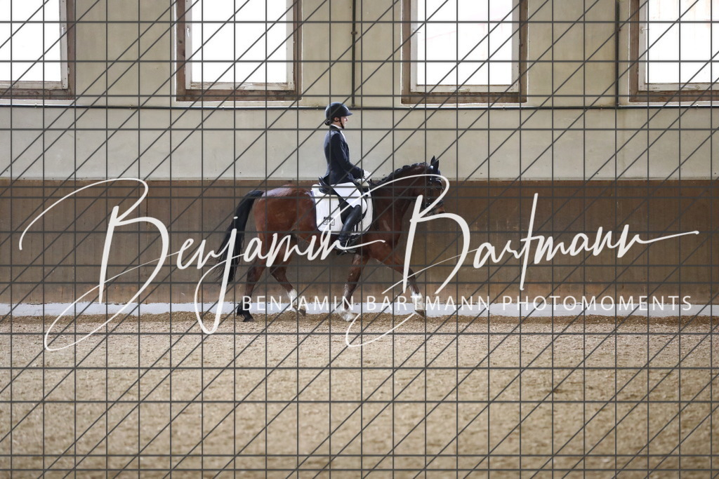 AZ2A1300 | Benjamin Bartmann Photomoments