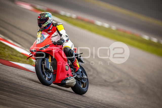 0003-250723NR-002_3 | Deine Full-Service-Agentur für ✔️Videoproduktionen und ✔️Motorsportfotografie Jetzt Angebot anfragen!
