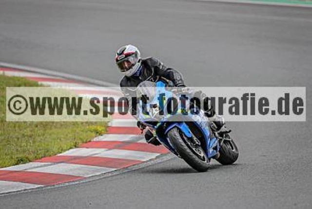 spof2958 | Professionelle Fotos von Sportveranstaltungen, aber auch Hochzeiten und anderen Events. - Realisiert mit Pictrs.com