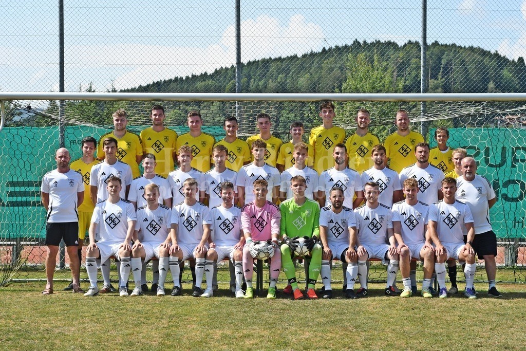 HR2_1157 | Ha-Ri; Sportfotografie Ha-Ri; Sporfotografie Harry Rindler; Sport Deggendorf; Sportbilder Deggendorf; Sportfotos Deggendorf; Sportfotos Niederbayern; Sportbilder Niederbayern; Amateursport Niederbayern; Bayern;  - Realisiert mit Pictrs.com