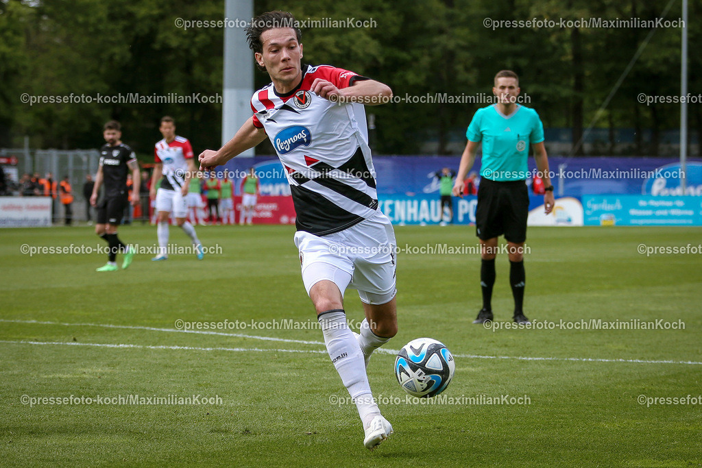 Koe3Liga27042402139 | 27.04.2024, Köln, Fußball, bwin 3. Liga Herren, Sportpark Höhenberg, 35. Spieltag, Saison 2023 2024, FC Viktoria Köln – Preußen Münster: Jeremias Lorch (Viktoria Köln). 
DFB regulations prohibit any use of photographs as image sequences and or quasi-video.