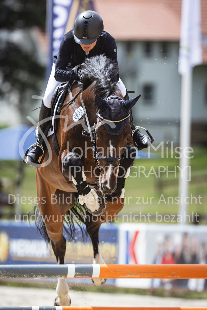 240714_BHO_M2-Spr-2-368 | Deine schönsten Turniermomente als professionelle Fotos! Entdecke hochwertige Pferdesport-Fotografie im Online-Shop. Jetzt Fotos finden & bestellen!