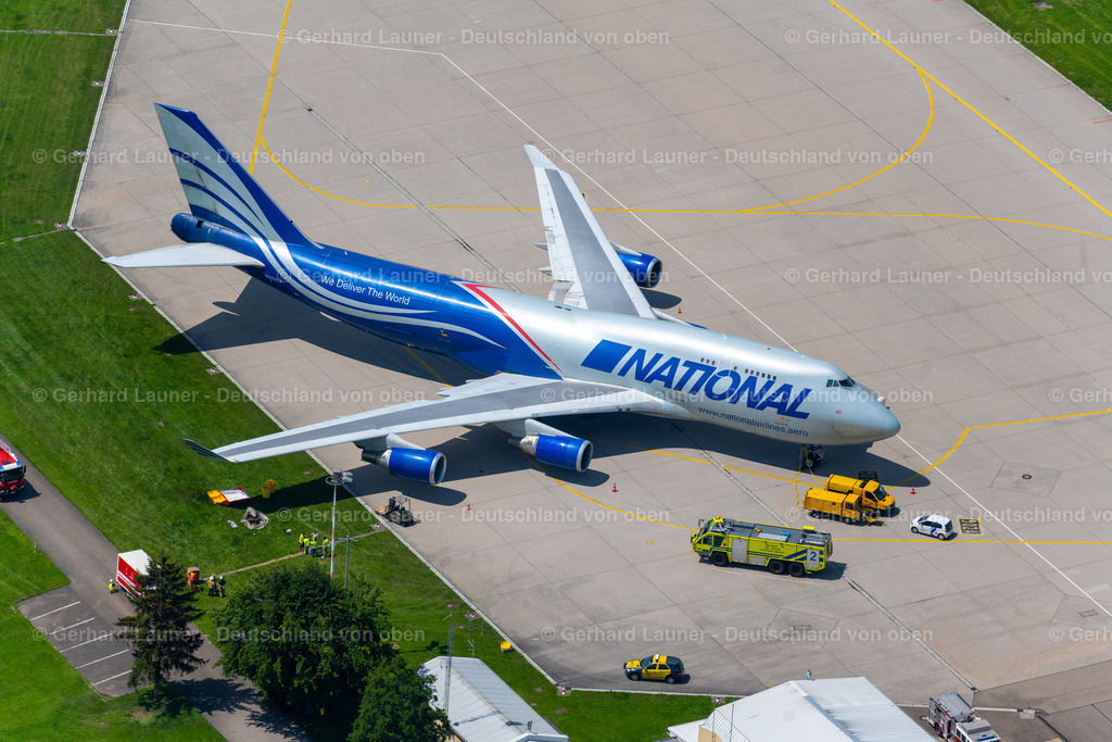 4046268 | FILDERSTADT 19.07.2021 Frachtmaschine Boeing 747-428(BCF) mit der Kennung N952CA beim Rollen auf dem Rollfeld und Vorfeld des Flughafen in Filderstadt im Bundesland Baden-Württemberg, Deutschland. Weiterführende Informationen bei: Flughafen Stuttgart GmbH. // Freight plane cargo machine - aircraft Boeing 747-428(BCF) with the identifier N952CA rolling on the apron of the airport in Filderstadt in the state Baden-Wuerttemberg, Germany. Further information at: Flughafen Stuttgart GmbH. Foto: Gerhard Launer