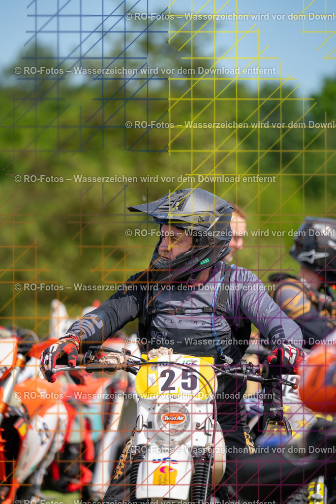 Wolfshausen 3 Lauf -37 | Sportfotografie von RO-Fotos: Motorsport, Motocross, Enduro, Laufveranstaltungen und Triathlon. Professionelle Fotos von Sportlern und Events. - Realisiert mit Pictrs.com