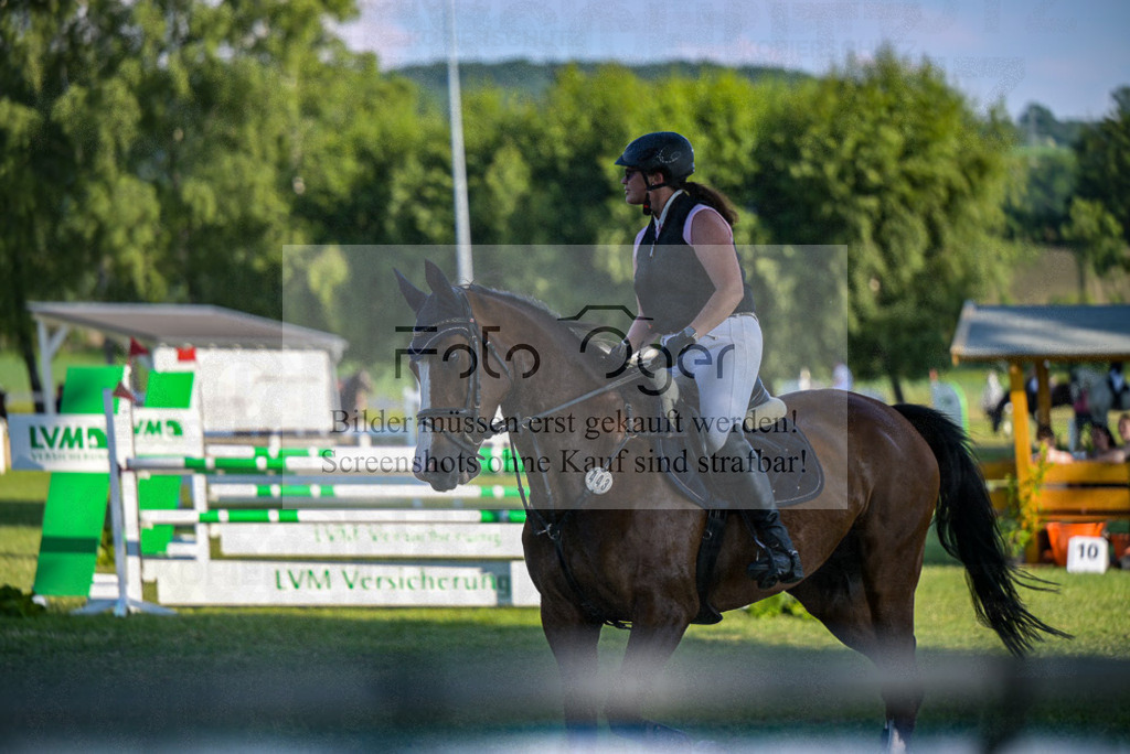 Reitturnier Voxtrup | Entdecke hochwertige Reitturnierfotos von Foto Oger. Professionell, emotional und authentisch – jetzt Lieblingsmomente im Shop bestellen.Deutschlandweite Turnierfotografie. - Realisiert mit Pictrs.com