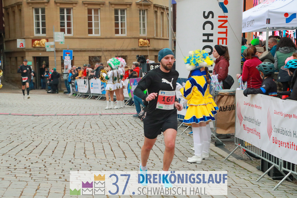 VR Bank Hauptlauf 10000m | 3 Koenigslauf 2023 - Realisiert mit Pictrs.com