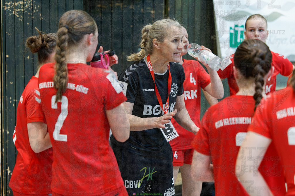 Hessenmeisterschaft wJC - Finale; HSG Kleenheim - HSG Weiterstadt/ Braunsh.Worf. | Hessenmeisterschaft wJC - Finale; HSG Kleenheim - HSG Weiterstadt/ Braunsh.Worf. am 22.03.2025 in Biedenkopf (Sporthalle Lahntalschule)Photo © 2025 - Jörg Heinrich - Realisiert mit Pictrs.com