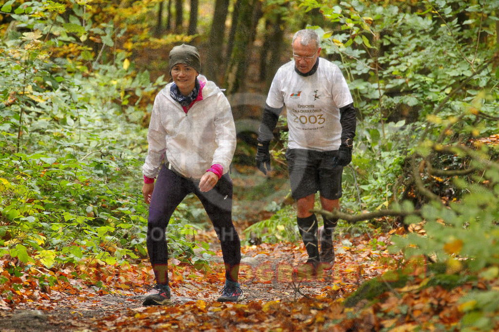 251026_1340_EV4_7000 | Sportfotografie im Rhein-Sieg Kreis, Köln, Bonn, NRW, Rheinland Pfalz, Hessen, etc. Unser Tätigkeitsfeld umfasst den Laufsport vom Volkslauf über den Marathon, Duathlon, Triathon bis zum Ultralauf wie Kölnpfad Ultra oder Schindertrail.