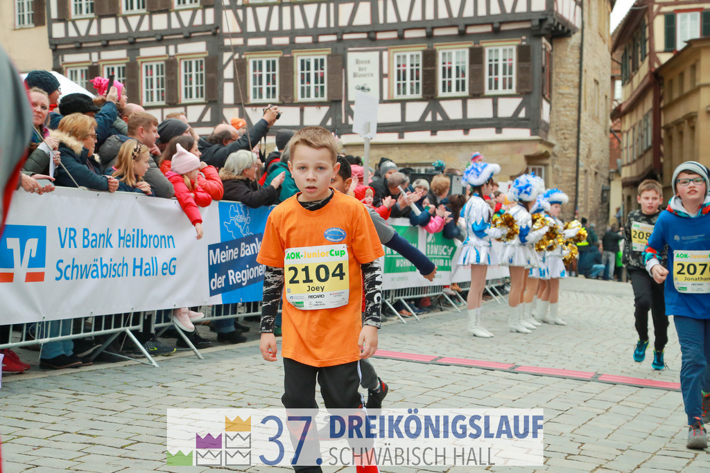 AOK JuniorCup 400m | 3Koenigslauf 2023 - Realisiert mit Pictrs.com