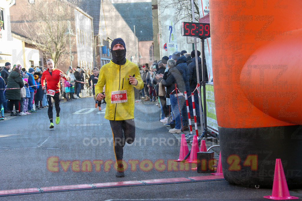 241201_1228_EX1_2307 | Sportfotografie im Rhein-Sieg Kreis, Köln, Bonn, NRW, Rheinland Pfalz, Hessen, etc. Unser Tätigkeitsfeld umfasst den Laufsport vom Volkslauf über den Marathon, Duathlon, Triathon bis zum Ultralauf wie Kölnpfad Ultra oder Schindertrail.