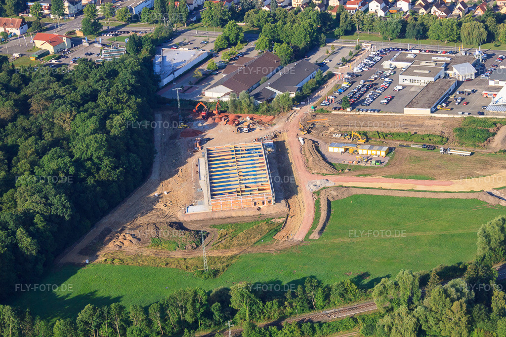 Luftbild: Baustelle EDEKA Neubau in der Lauterburger Straße in Kandel im Bundesland Rheinland-Pfalz in Deutschland. Foto: IMG_70348.jpg vom 19.07.2014 durch Werner Riehm/FLY-FOTO.de