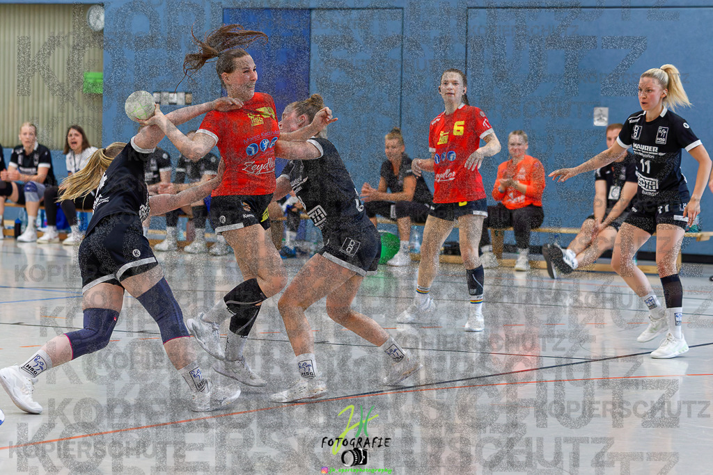 HSG Wettenberg - HSG Lumdatal | Wiederholungs-/Entscheidungsspiel um die Meisterschaft in der Frauen Oberliga Mitte und Aufstieg in die RegionalligaHSG Wettenberg - HSG Lumdatal am 11.05.2025 in Launsbach (Wettenberg) (Halle GS Launsbach (Wettenberg))Photo © 2025 - Jörg Heinrich - Realisiert mit Pictrs.com