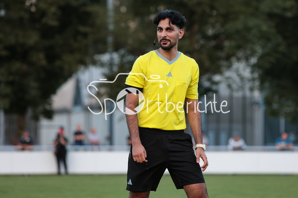 TSV Dachau 1865 - FC Pipinsried | Schiedsrichter Hirad AURAHMAN