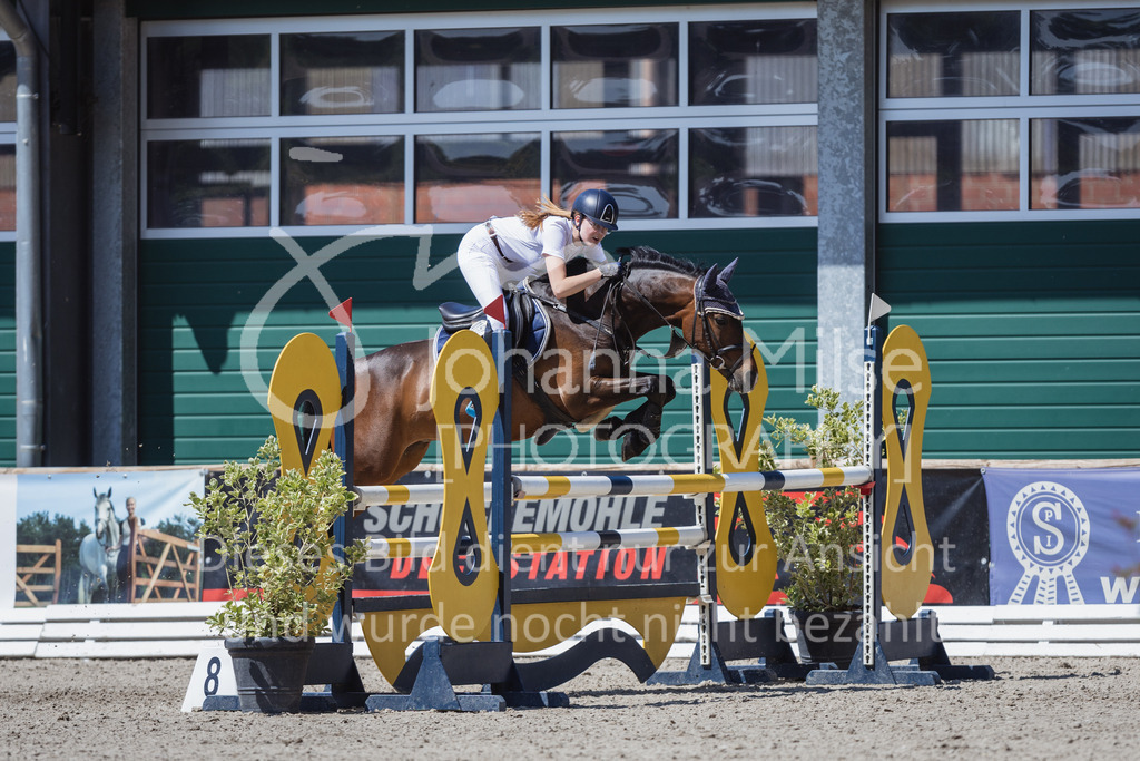 230610_Mühlen_Stil-L-158 | Deine schönsten Turniermomente als professionelle Fotos! Entdecke hochwertige Pferdesport-Fotografie im Online-Shop. Jetzt Fotos finden & bestellen!