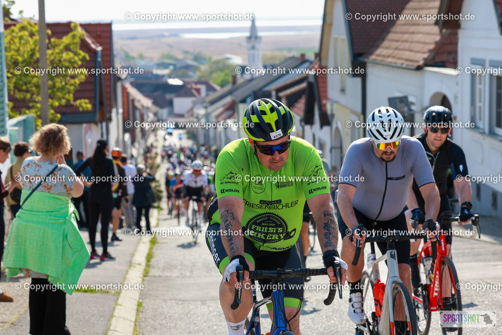 559_AR6_9003 | Neusiedlersee Radmarathon 2026@sportshot_your_pictrs #yourpictures#roadtowm2029 #nrm #neusiedlerseeradmarathon #neusiedlersee #neusiedlerseetourismus #burgenland #mörbisch #nrm26 #burgenlandtourismus #voglundco #poweredbyburgenlandtourismus #radsport #rad #marathon #ucigranfondo #visitburgenland #ucigranfondoworldseries