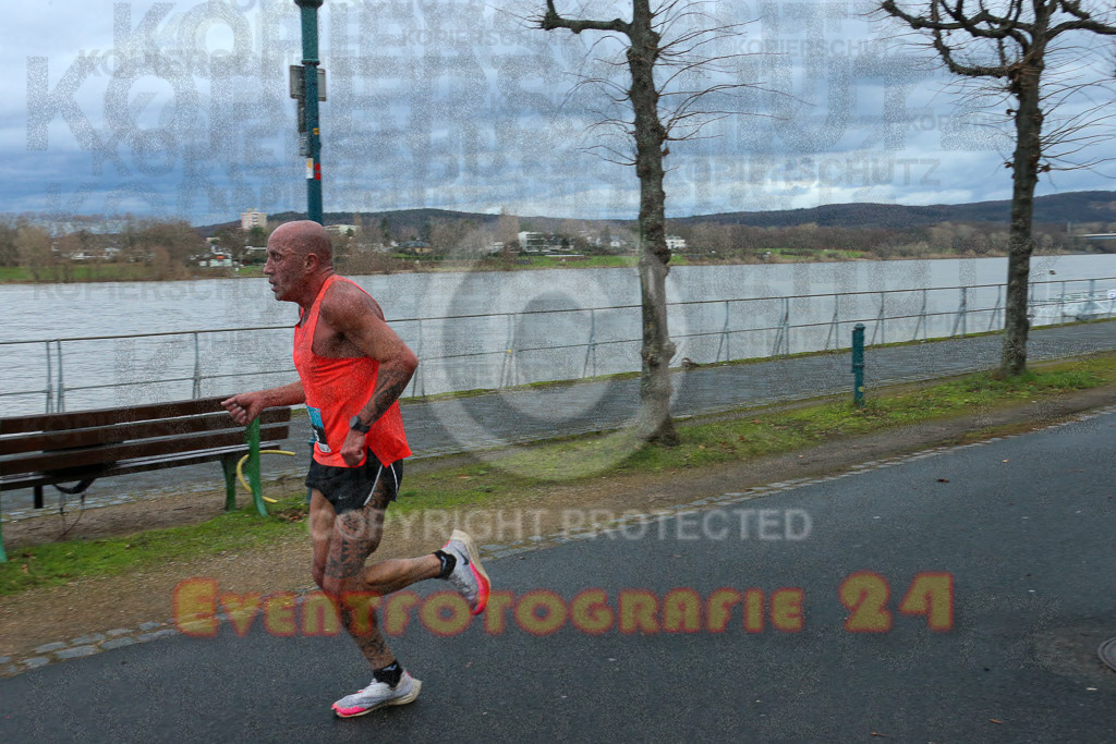 221231_1015_EX1_6451 | Sportfotografie im Rhein-Sieg Kreis, Köln, Bonn, NRW, Rheinland Pfalz, Hessen, etc. Unser Tätigkeitsfeld umfasst den Laufsport vom Volkslauf über den Marathon, Duathlon, Triathon bis zum Ultralauf wie Kölnpfad Ultra oder Schindertrail.