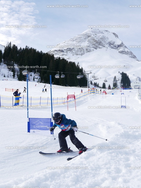Jorit (4) | Photos von der Skischule Warth - Realisiert mit Pictrs.com