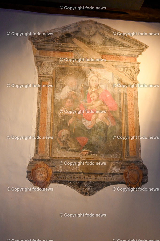 Italien_ Toskana_ Vinci_ 31.05.2024-47 | 31.05.2024, Italien, ITA, Toskana, Vinci im Bild Stadtansichten, Gebäude, Architektur, Touristen, Historisch, Souvenir, Altstadt, Museum, Statuen, Skulpturen, Leonardo Da Vinci, Castello dei Conti Guidi, Museo Leonardiano


Vinci ist eine italienische Gemeinde in der Metropolitanstadt Florenz, Region Toskana.
Quelle: Wikipedia
