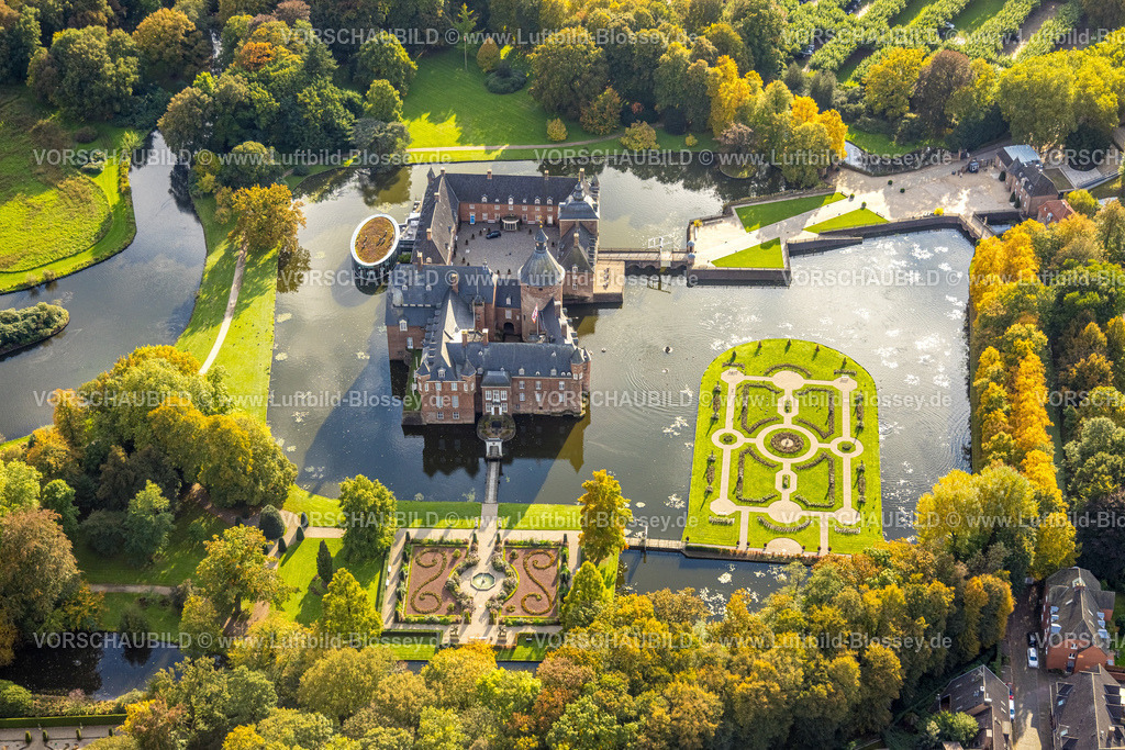 Isselburg241010189 | Luftbild, Schloss Wasserburg Anholt mit Schlosspark und Barockgarten, Wassergarten, Anholt, Isselburg, Nordrhein-Westfalen, Deutschland