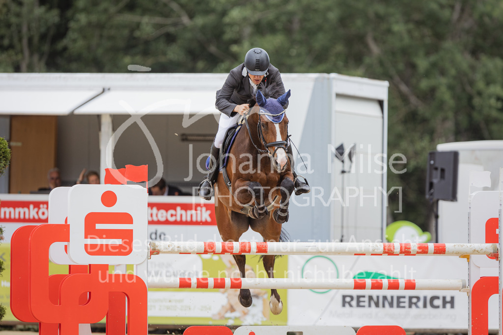 220729_BHO_GT_M2-Spr_1-219 | Deine schönsten Turniermomente als professionelle Fotos! Entdecke hochwertige Pferdesport-Fotografie im Online-Shop. Jetzt Fotos finden & bestellen!