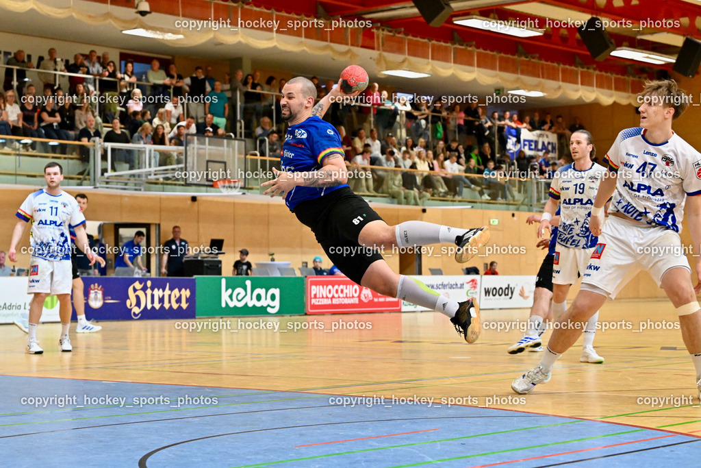 SC Ferlach vs. ALPLA HC Hard | #81 Milicevic Micha SC Ferlach, #47 FRITSCH Lukas SC Hard, #19 SCHNABL Nico SC Hard, SC Ferlach vs. ALPLA HC Hard, SC Ferlach vs. ALPLA HC Hard am 05.04.2025 in Ferlach (Ballspielhalle Ferlach), Austria, (Photo by Bernd Stefan)