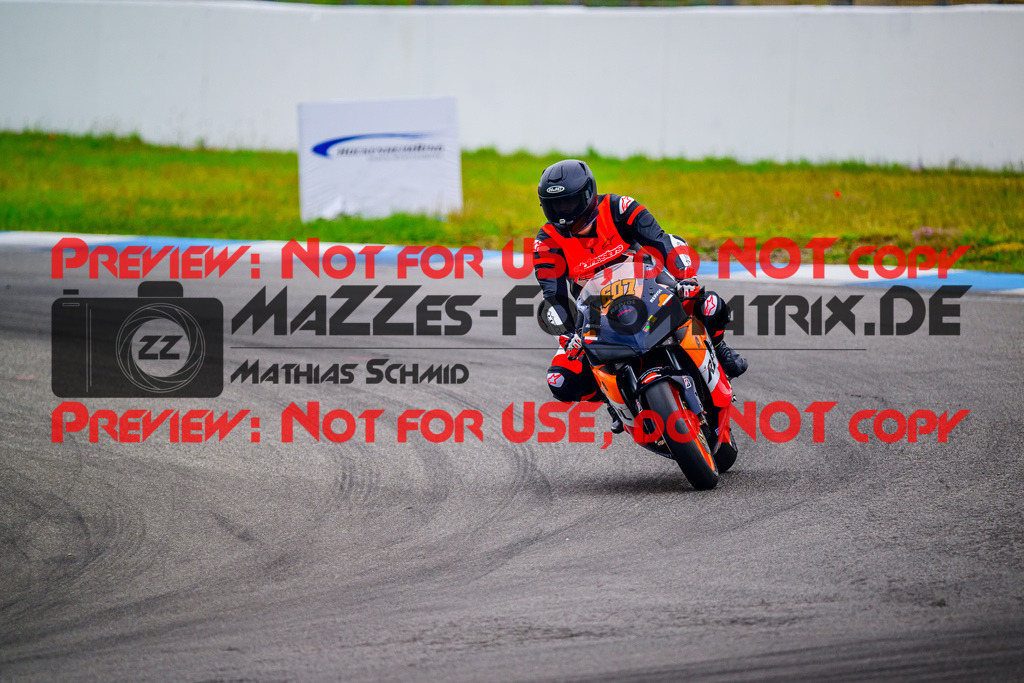 MaZZes_FotoMatrix_240614_6007705_0885 | GELB