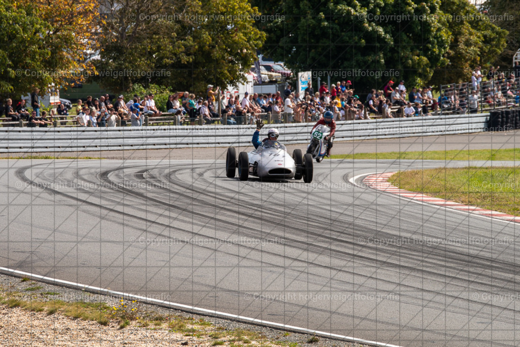 20250907130630D75_6900 | Bitte beachten!!!
Alle Fotos dieser Galerie sind nur grundbearbeitet. Im Falle eines Verkaufs, werde ich die Fotots noch mit dem nötigen Feinschliff versehen. - Realisiert mit Pictrs.com