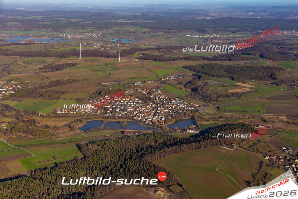Die Luftbildaufnahme Trabelsdorf - Lisberg wurde 2019 mittels Flugzeug (keine Drohne) erstellt. Perfekte Schärfe und Druck- Ergebnisse- Garantiert!