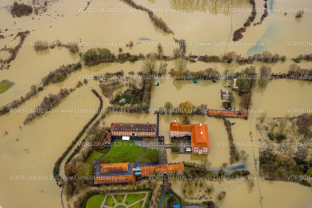 Hamm231201103 | Luftbild vom Hochwasser der Lippe, Weihnachtshochwasser 2023, Fluss Lippe tritt nach starken Regenfällen über die Ufer, Überschwemmungsgebiet Lippeaue Oberwerrieser Mersch am Schloss Oberwerries, Uentrop, Hamm, Ruhrgebiet, Nordrhein-Westfalen, Deutschland