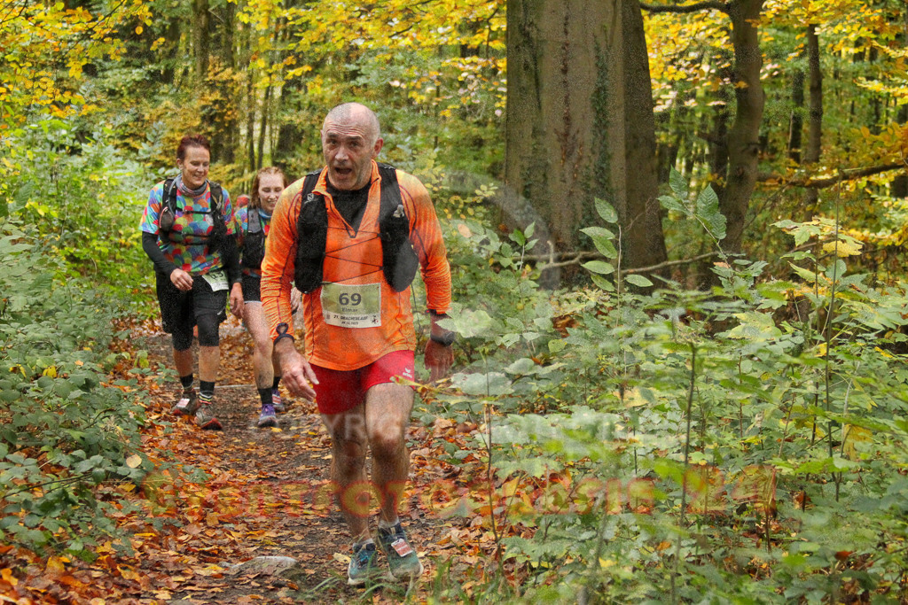 251026_1307_EV4_6523 | Sportfotografie im Rhein-Sieg Kreis, Köln, Bonn, NRW, Rheinland Pfalz, Hessen, etc. Unser Tätigkeitsfeld umfasst den Laufsport vom Volkslauf über den Marathon, Duathlon, Triathon bis zum Ultralauf wie Kölnpfad Ultra oder Schindertrail.