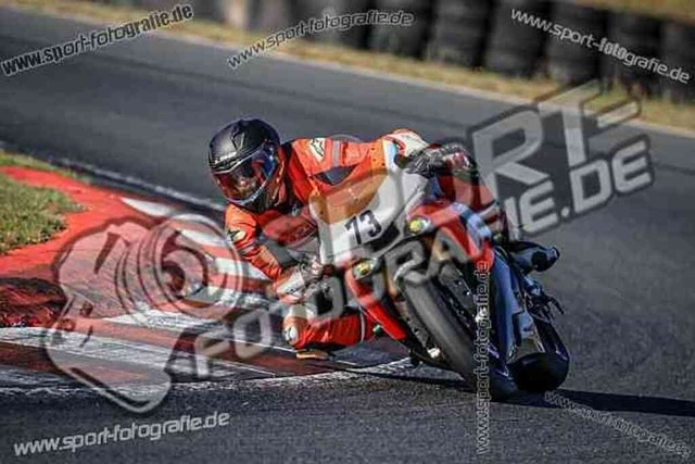 pubi2989 | Professionelle Fotos von Sportveranstaltungen, aber auch Hochzeiten und anderen Events. - Realisiert mit Pictrs.com