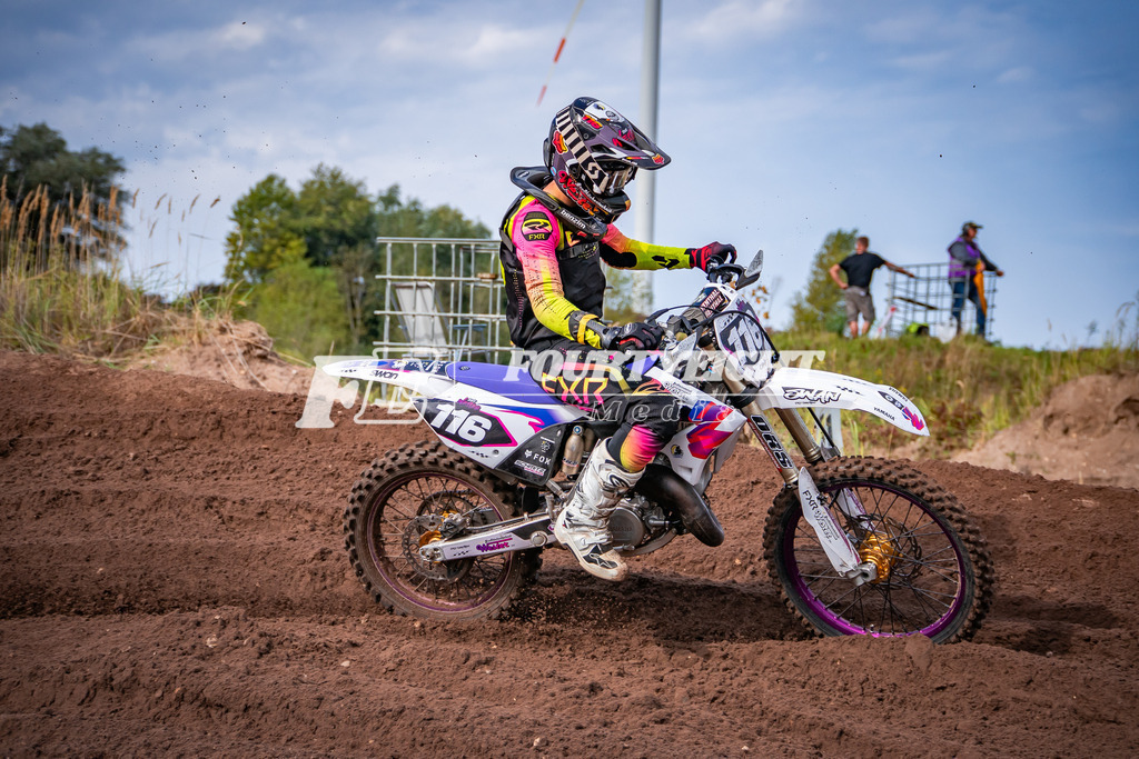 DSC00697 | fourtyeightmedia - Realisiert mit Pictrs.com