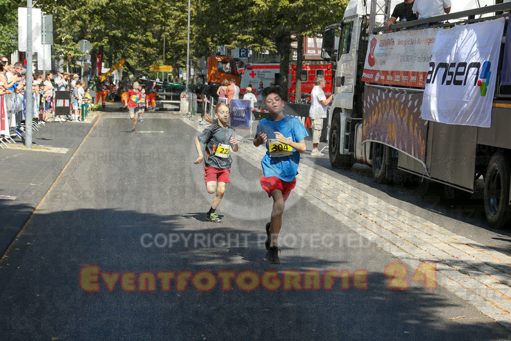 250621_1042_EX1_2165 | Sportfotografie im Rhein-Sieg Kreis, Köln, Bonn, NRW, Rheinland Pfalz, Hessen, etc. Unser Tätigkeitsfeld umfasst den Laufsport vom Volkslauf über den Marathon, Duathlon, Triathon bis zum Ultralauf wie Kölnpfad Ultra oder Schindertrail.