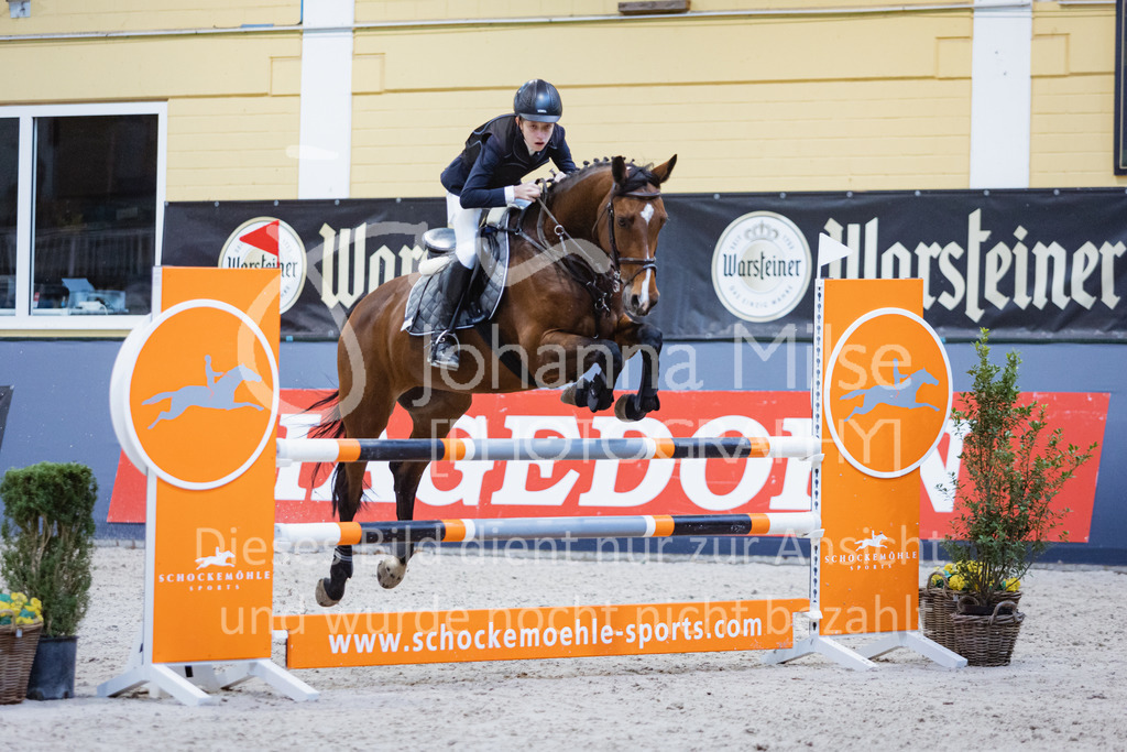 221112_Warstein_L-Spr-248 | Deine schönsten Turniermomente als professionelle Fotos! Entdecke hochwertige Pferdesport-Fotografie im Online-Shop. Jetzt Fotos finden & bestellen!