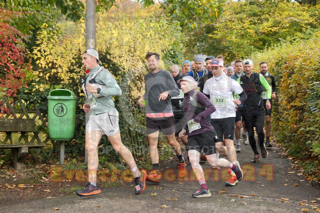 251026_1005_EV4_4067 | Sportfotografie im Rhein-Sieg Kreis, Köln, Bonn, NRW, Rheinland Pfalz, Hessen, etc. Unser Tätigkeitsfeld umfasst den Laufsport vom Volkslauf über den Marathon, Duathlon, Triathon bis zum Ultralauf wie Kölnpfad Ultra oder Schindertrail.