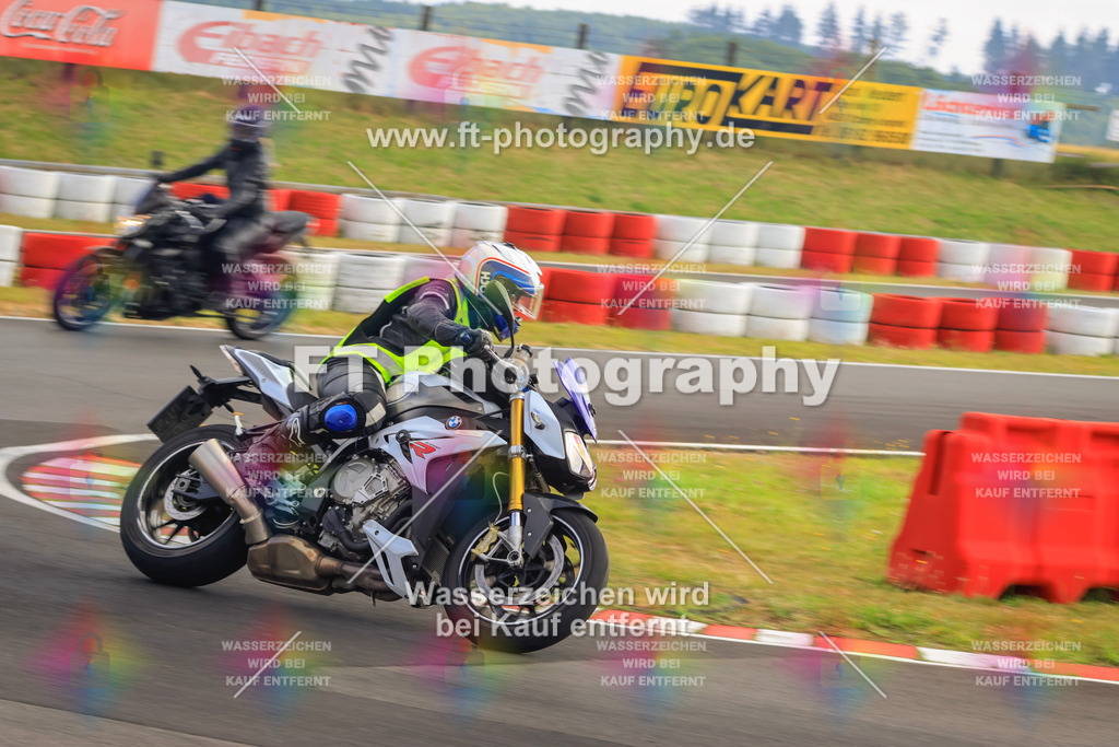 _DSK2073 | Hier findet Ihr Bilder von Touristenfahrten auf der Nürburgring Nordschleife oder von anderen Veranstaltungen die ich besucht habe. Viel Spass beim Durch Schauen 