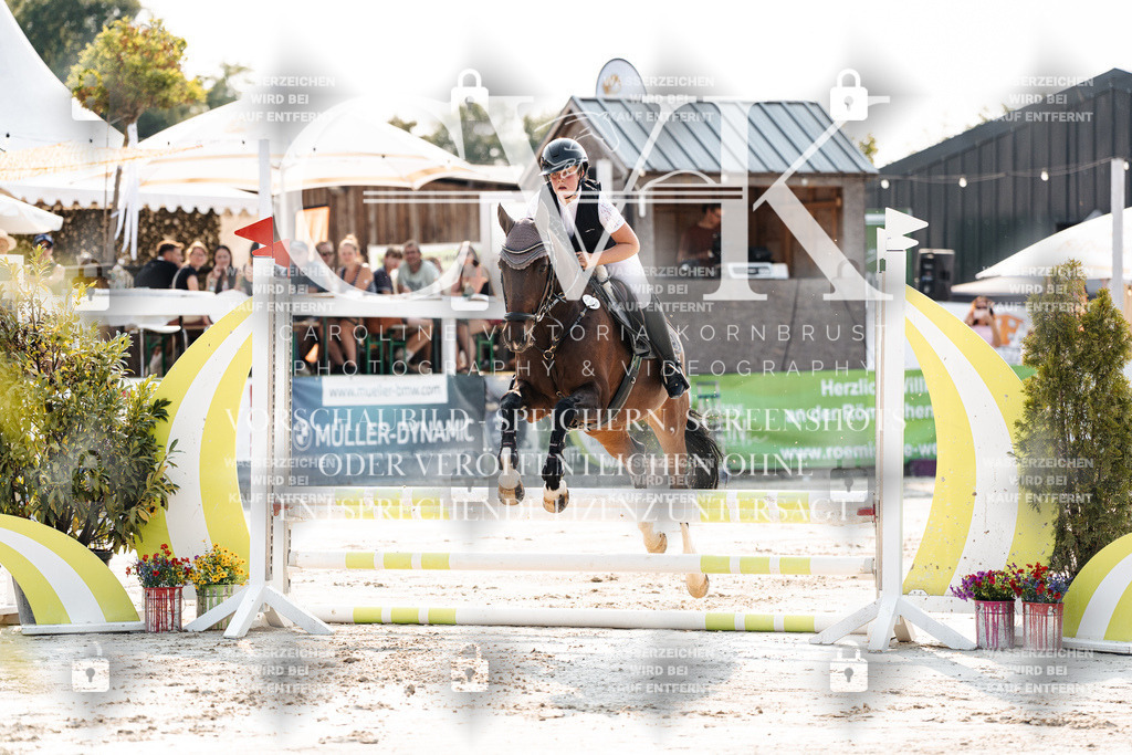 CK902888 | Turnierfotografie Pferdefotografie Trier Rheinland-Pfalz Pferdesport Reitsport Tierfotografie Sportfotografie Pferdevideo Pferdevideografie Equestrianvideography equestrianphotography  - Realisiert mit Pictrs.com