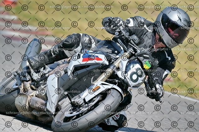 25bt04-0927 | markuskiefer.com - Realisiert mit Pictrs.com