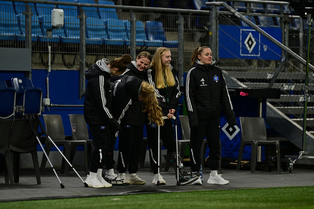 Fußball I Frauen I Saison 2025-2026 I DFB-Pokal I Achtelfinale I Hamburger SV - Bayer 04 Leverkusen I 19074 | Der Sportfotograf. - Realisiert mit Pictrs.com