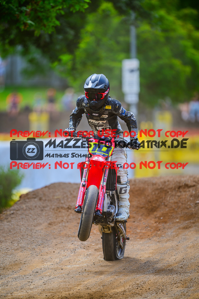 MaZZes_FotoMatrix_240817_6007705_8438 | S2