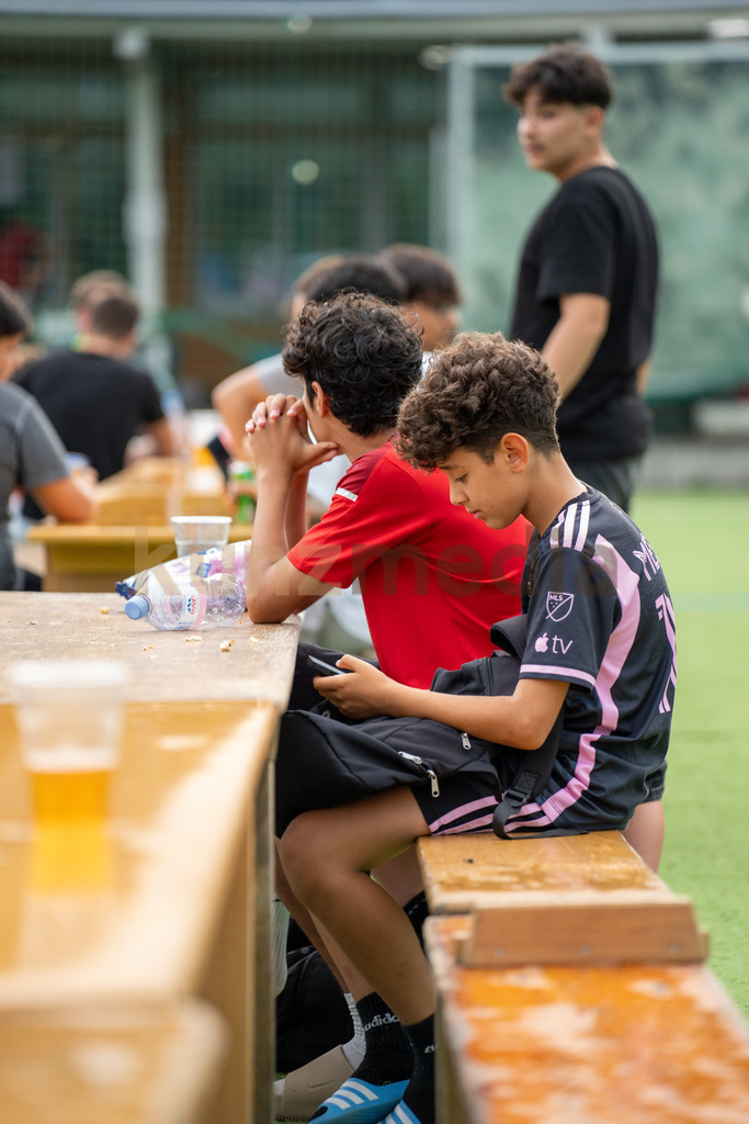 133_Public Viewing Reinach - Achtelfinale Schweiz -Italien EM 2024_kunzmedia.ch | OnlineShop für Bilder kunzmedia.ch