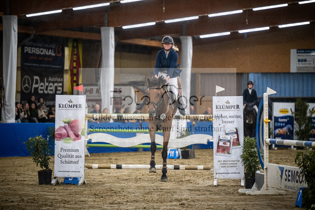 DOS_1472 | Entdecke hochwertige Reitturnierfotos von Foto Oger. Professionell, emotional und authentisch – jetzt Lieblingsmomente im Shop bestellen.Deutschlandweite Turnierfotografie. - Realisiert mit Pictrs.com