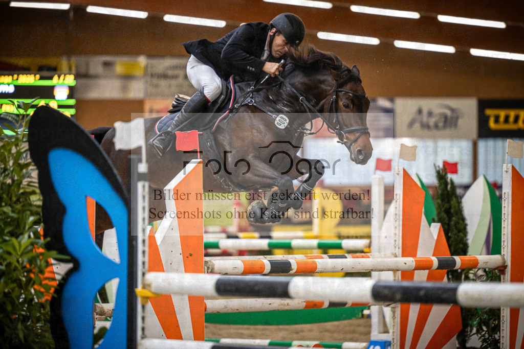 DOS_0326 | Entdecke hochwertige Reitturnierfotos von Foto Oger. Professionell, emotional und authentisch – jetzt Lieblingsmomente im Shop bestellen.Deutschlandweite Turnierfotografie. - Realisiert mit Pictrs.com