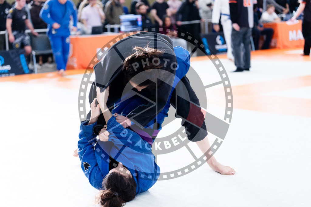 20251122PBB11621 | Athletes compete during the Grappling Industries Berlin Jiu-Jitsu and Grappling Championship, on November 22, 2025 in Berlin, Germany. © photoblackbelt