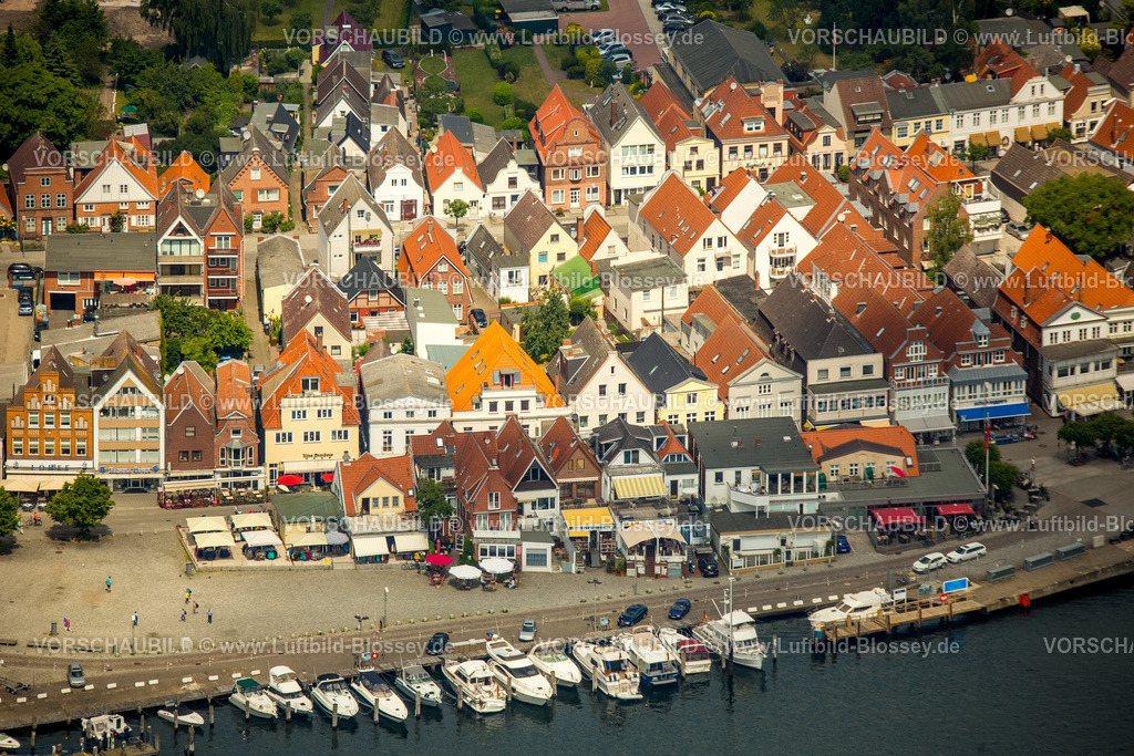 Luebeck15069327Travemuende | Altstadt und Mole von Travemünde, Travemünde,  Lübeck, Lübecker Bucht, Hansestadt, Schleswig-Holstein, Deutschland