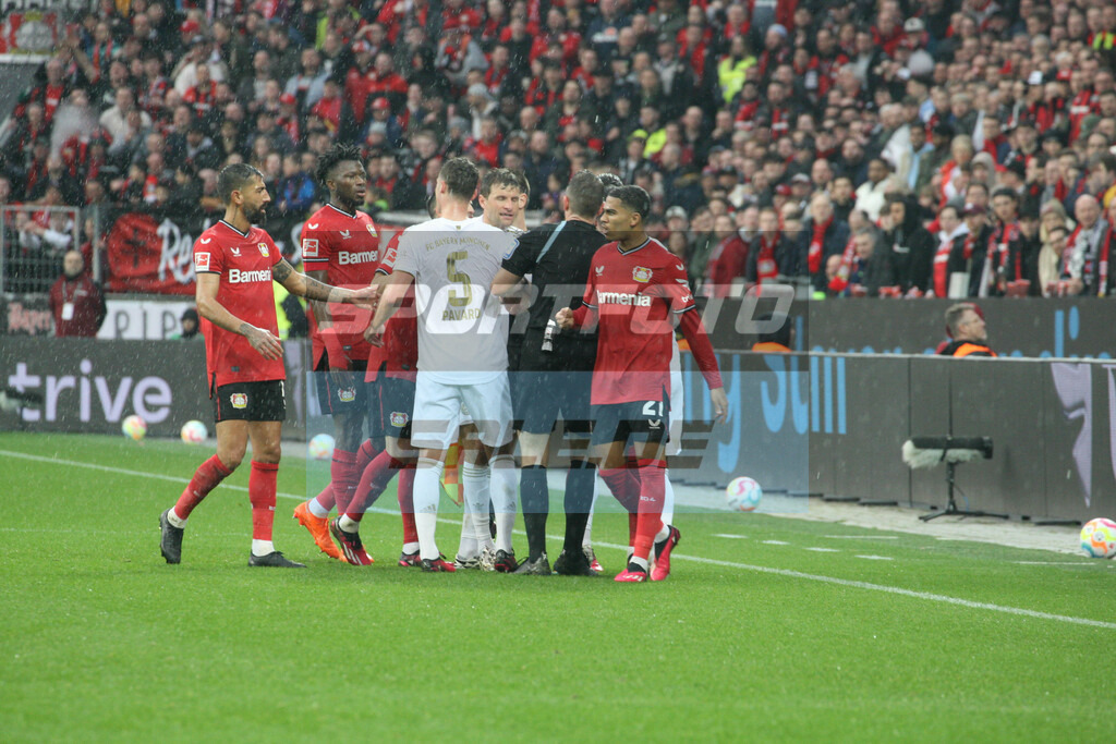 Bayer 04 Leverkusen - FC Bayern München | © Sportfoto-Sale (MK - Realisiert mit Pictrs.com