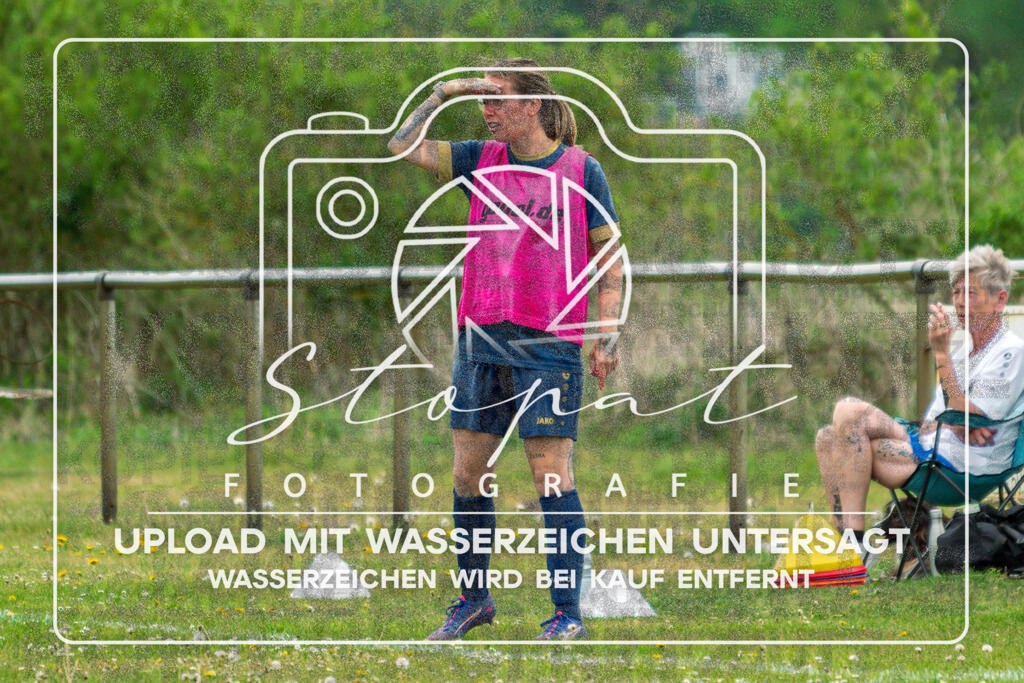 Kreisliga Damen HK - SVN Buchholz vs. SG Fulde | Charlyn Prajs; Kreisliga Damen HK - SVN Buchholz vs. SG Fulde am 03.05.2026 in Sportplatz Buchholz, Buchholz (Aller) - Realisiert mit Pictrs.com