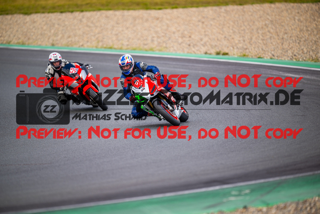 MaZZes_FotoMatrix_240724_6007705_2-57 | ROT