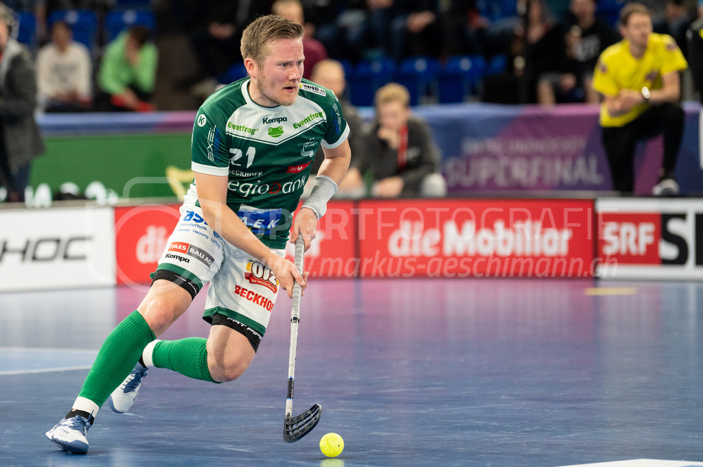 SV Wiler-Ersigen vs GC Unihockey - 23. April 2022 | SV Wiler-Ersigen vs GC Unihockey
Stimo Arena, Kloten
#21 Tatu Väänänen (SV Wiler-Ersigen)
Bild: Sportfotografie Markus Aeschimann | www.markus-aeschimann.ch - Realisiert mit Pictrs.com